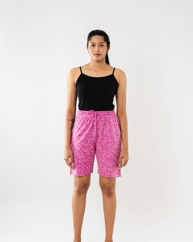 Women Cargo Bermudas Shorts - Pink Camo Print